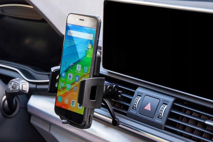 Car holder for mobile phones - to the air vent - eXtreme® - type:O-8